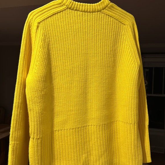 NWT Zara basic side vent knit sweater. Size M. Yellow - Picture 4 of 4